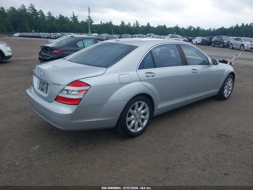2007 Mercedes-benz S class VIN WDDNG71X47A036290 IAAI salvage auction — LEFT REAR, Clear (New Jersey), sold $800 on 2026-07-31 (photo 4)