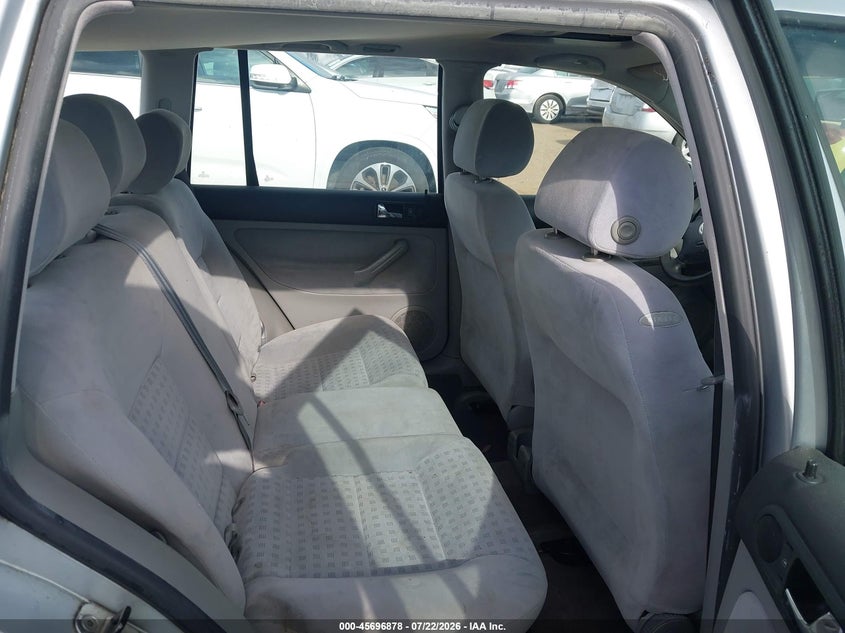 2004 Volkswagen Jetta VIN WVWSL61J84W024110 IAAI salvage auction — REAR END, Salvage (California), sold $300 on 2026-08-03 (photo 8)