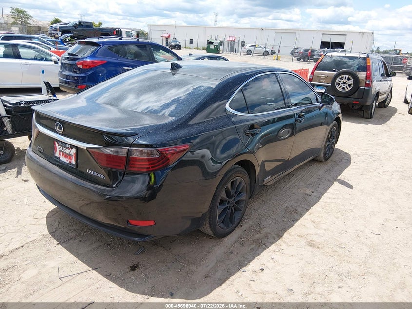 2015 Lexus ES VIN JTHBW1GG1F2098144 IAAI salvage auction — NORMAL WEAR, Clear (Illinois), sold $25 on 2026-07-29 (photo 4)