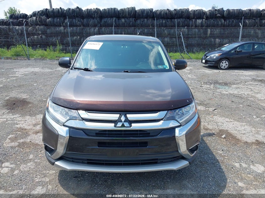 2016 Mitsubishi Outlander VIN JA4AZ3A32GZ060625 IAAI salvage auction — NORMAL WEAR, Clear (Pennsylvania), sold $1,600 on 2026-07-31 (photo 6)