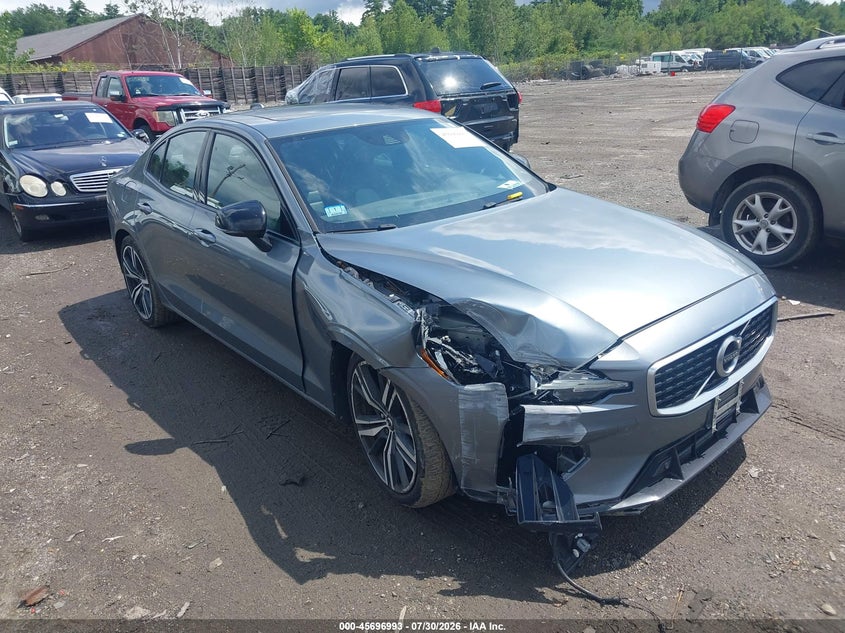 2020 Volvo S60 VIN 7JRA22TM0LG030167 IAAI salvage auction — RIGHT SIDE, Salvage Title, sold $8,150 on 2026-09-07 (photo 1)