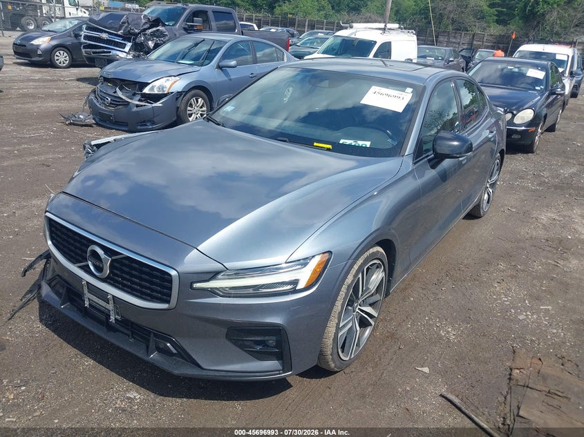 2020 Volvo S60 VIN 7JRA22TM0LG030167 IAAI salvage auction — RIGHT SIDE, Salvage Title, sold $8,150 on 2026-09-07 (photo 2)