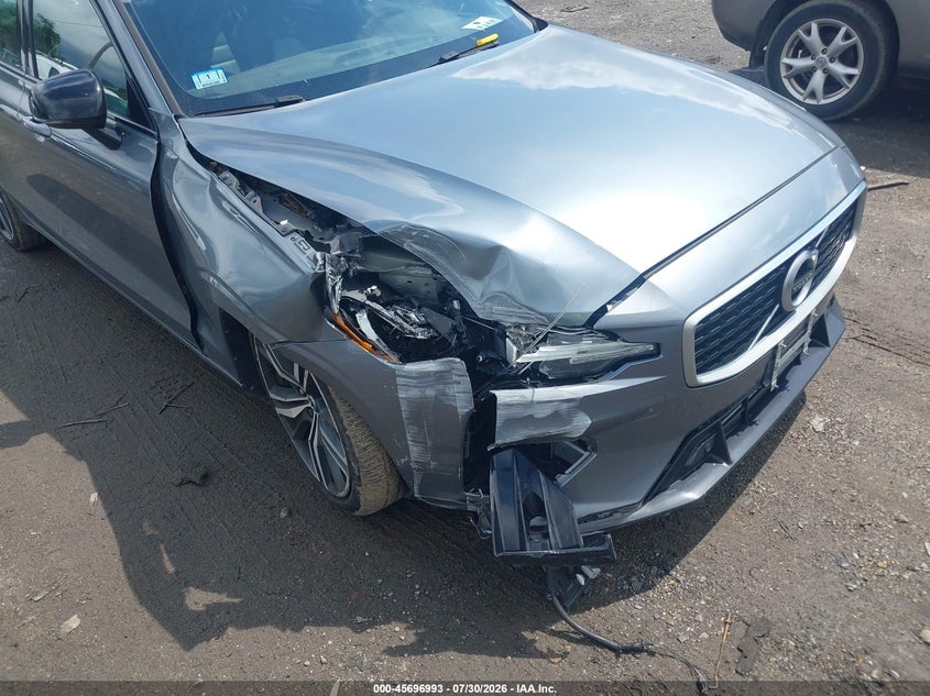 2020 Volvo S60 VIN 7JRA22TM0LG030167 IAAI salvage auction — RIGHT SIDE, Salvage Title, sold $8,150 on 2026-09-07 (photo 6)