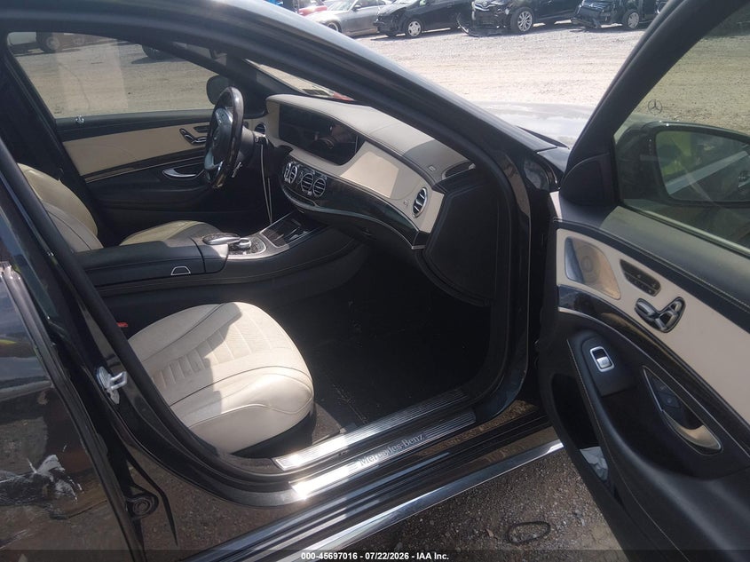 2018 Mercedes-benz S-klasse VIN WDDUG8GB1JA346420 IAAI salvage auction — SIDE, Salvage Title, sold $14,200 on 2026-08-15 (photo 5)
