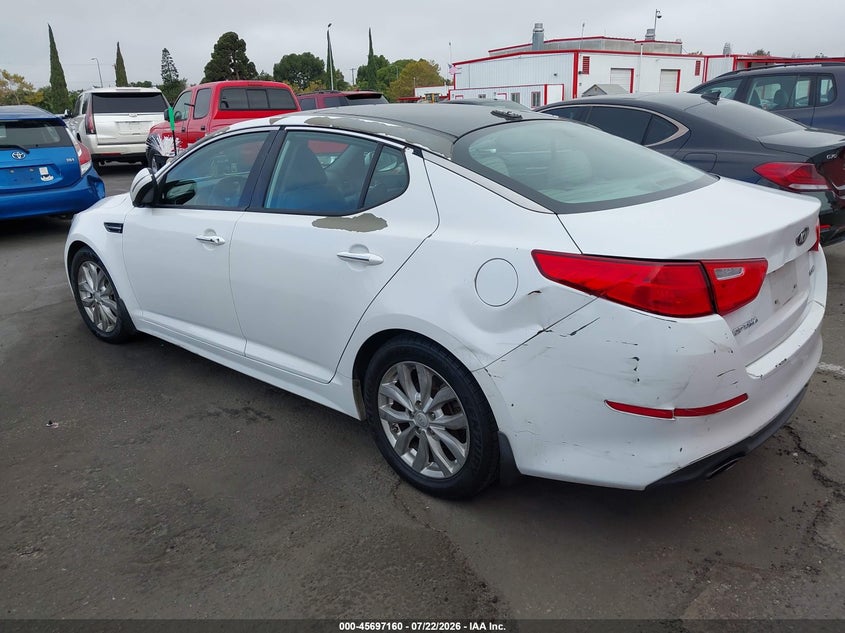 2015 Kia Optima VIN 5XXGN4A77FG434412 IAAI salvage auction — NORMAL WEAR, Salvage Title - Dealer (California), sold $25 on 2026-07-30 (photo 3)