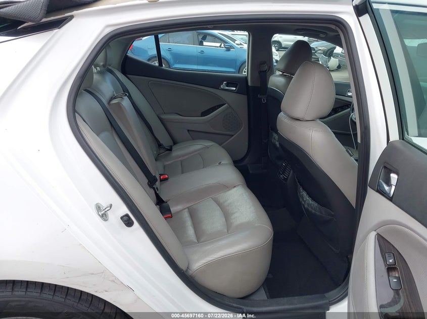 2015 Kia Optima VIN 5XXGN4A77FG434412 IAAI salvage auction — NORMAL WEAR, Salvage Title - Dealer (California), sold $25 on 2026-07-30 (photo 8)