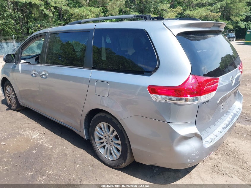 2013 Toyota Sienna VIN 5TDYK3DC3DS374320 IAAI salvage auction — NORMAL WEAR, Clear (Virginia), sold $25 on 2026-07-30 (photo 3)