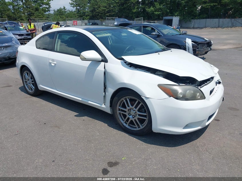 2009 Scion Tc VIN JTKDE167590296779 IAAI salvage auction — FRONT & REAR, Mv-907A (New York), sold $475 on 2026-08-01 (photo 1)