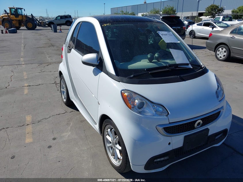 2014 Smart Fortwo VIN WMEEJ9AA2EK785570 IAAI salvage auction — NORMAL WEAR, Clear - Dealer Only (California), sold $1,100 on 2026-08-03 (photo 6)
