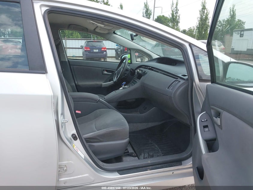 2010 Toyota Prius VIN JTDKN3DU2A0228138 IAAI salvage auction — NORMAL WEAR, Clear (Missouri), sold $300 on 2026-07-30 (photo 5)