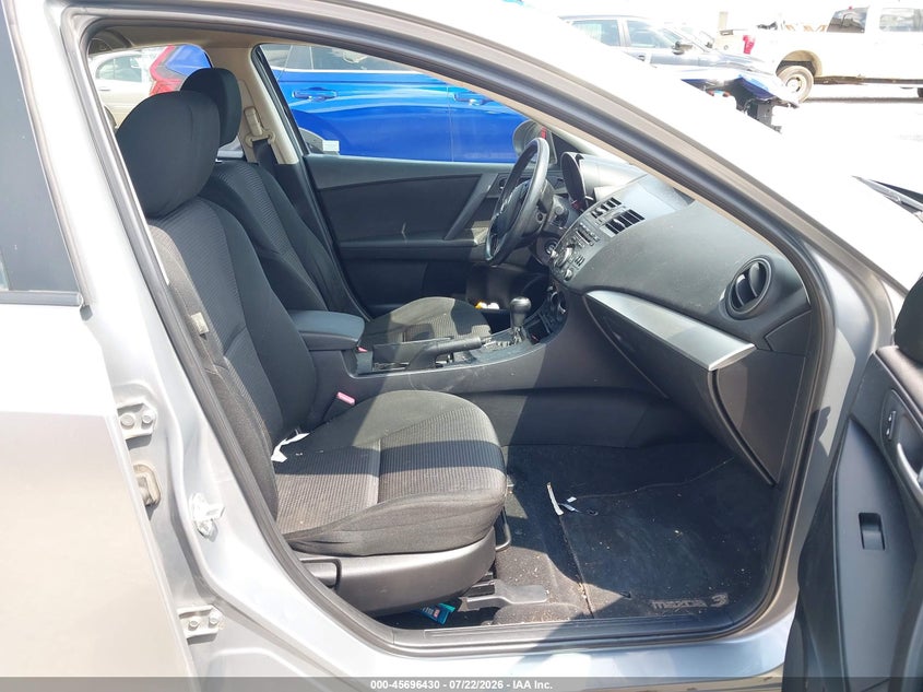 2013 Mazda 3 VIN JM1BL1UP8D1769004 IAAI salvage auction — FRONT END, Salvage Title, sold $1,100 on 2026-08-02 (photo 5)