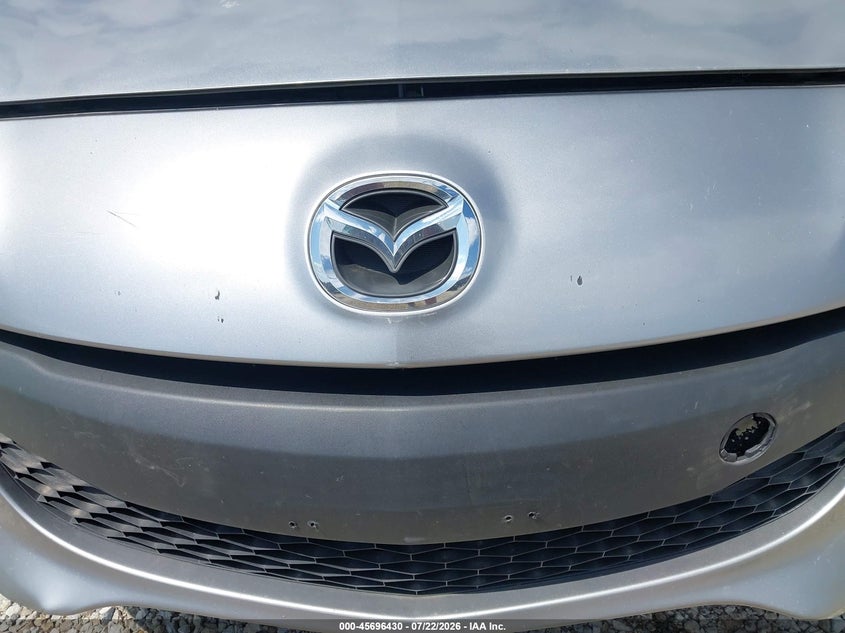 2013 Mazda 3 VIN JM1BL1UP8D1769004 IAAI salvage auction — FRONT END, Salvage Title, sold $1,100 on 2026-08-02 (photo 6)