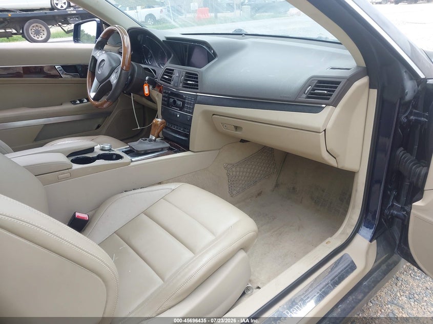 2012 Mercedes-benz E-klasse VIN WDDKJ5KB1CF132189 IAAI salvage auction — FRONT END, Salvage (Florida), sold $1,100 on 2026-08-03 (photo 5)