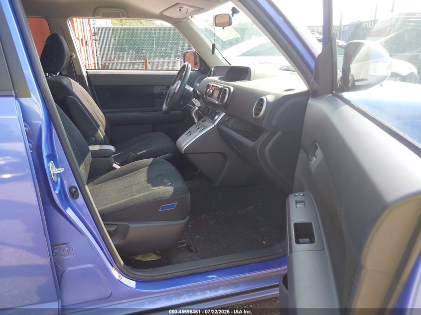 2010 Scion Xb VIN JTLZE4FE3A1114688 IAAI salvage auction — NORMAL WEAR, Clear (Maryland), sold $125 on 2026-07-30 (photo 5)