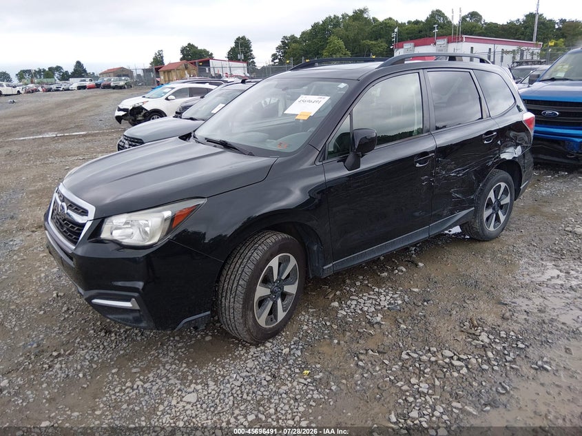 2017 Subaru Forester VIN JF2SJADC1HH437164 IAAI salvage auction — SIDE, Wait Title, sold $575 on 2026-10-01 (photo 2)