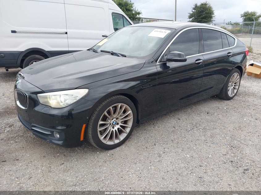 2015 BMW 5er VIN WBA5M2C57FD872185 IAAI salvage auction — FRONT END, Rebuildable (Florida), sold $2,700 on 2026-08-20 (photo 2)