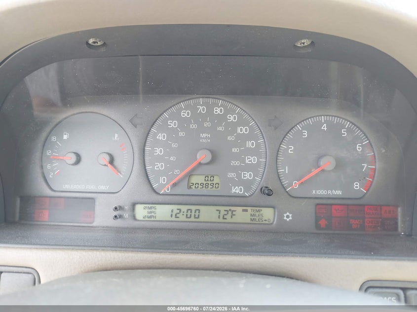 1998 Volvo V70 VIN YV1LZ564XW2440440 IAAI salvage auction — NORMAL WEAR, Clear (Washington), sold $250 on 2026-08-05 (photo 7)