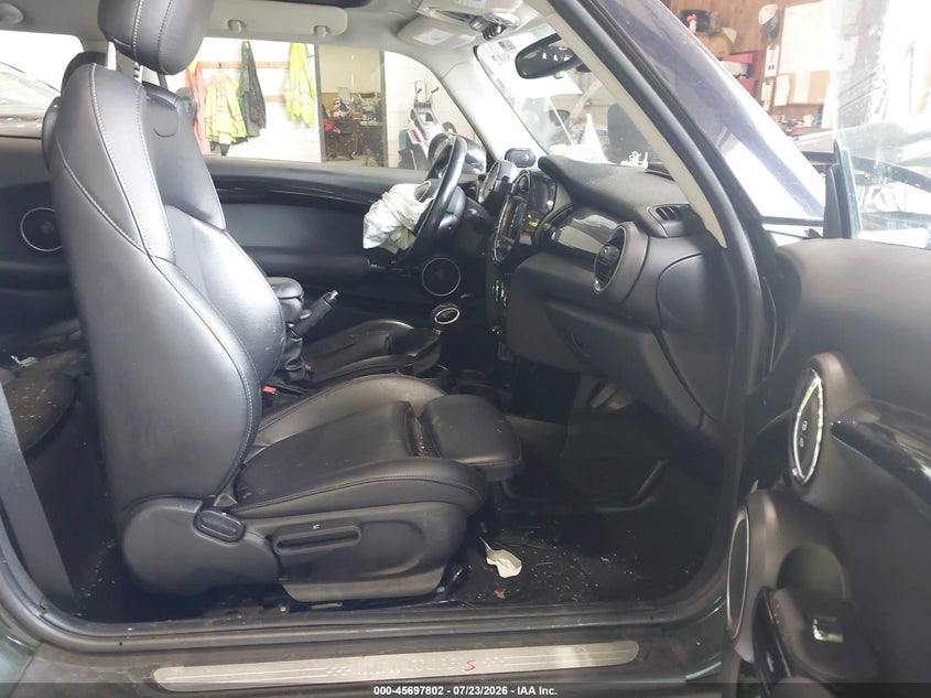 2015 Mini Hard top VIN WMWXP7C55F2A37858 IAAI salvage auction — FRONT END, Salvage Title, sold $400 on 2026-08-05 (photo 5)