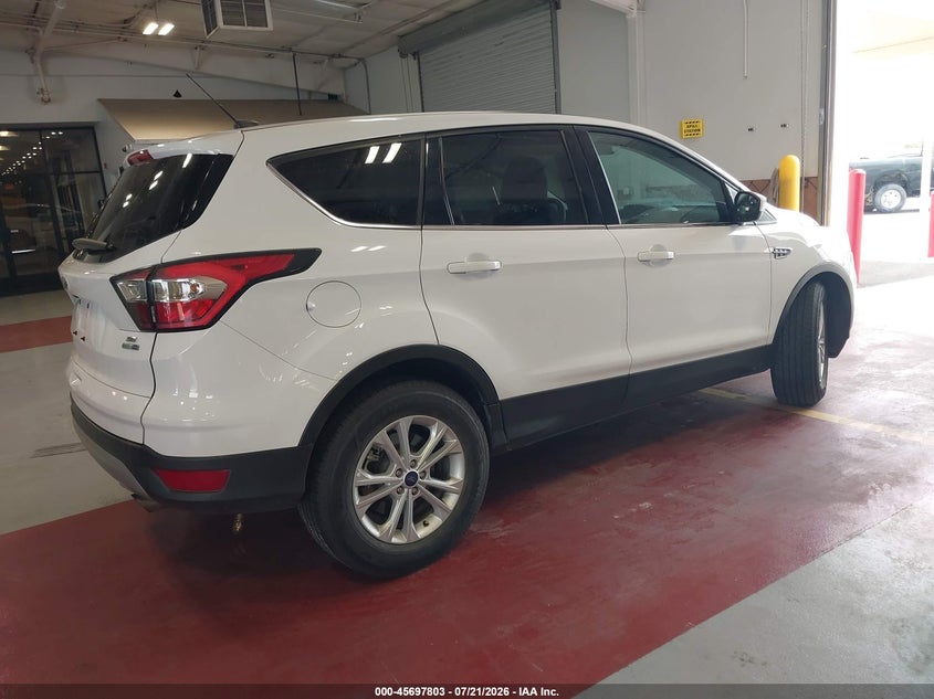 2017 Ford Escape VIN 1FMCU9GD5HUB08726 IAAI salvage auction — NORMAL WEAR, Sf97 (Nevada), sold $9,400 on 2026-08-25 (photo 4)