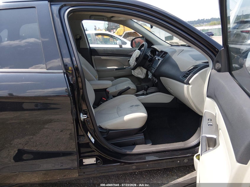2018 Mitsubishi Outlander VIN JA4AP3AU3JU018712 IAAI salvage auction — FRONT END, Salvage Title, sold $225 on 2026-08-28 (photo 5)