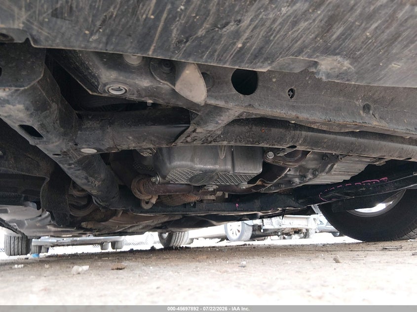 2025 Chrysler Pacifica VIN 2C4RC1BG4SR554939 IAAI salvage auction — UNDERCARRIAGE, Salvage Title, sold $16,000 on 2026-08-19 (photo 6)