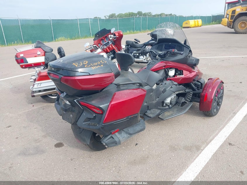 2021 Can-am/ brp Spyder VIN 2BXNBDD29MV001850 IAAI salvage auction — SIDE, Regular (South Dakota), sold $4,500 on 2026-09-10 (photo 4)