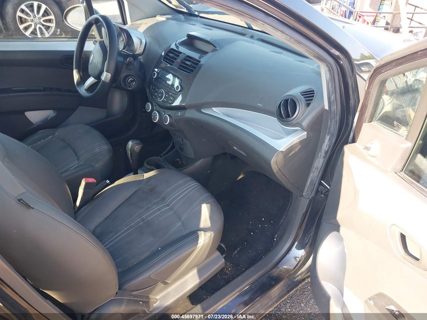 2015 Chevrolet Spark VIN KL8CB6S9XFC748163 IAAI salvage auction — NORMAL WEAR, Clear (Virginia), sold $25 on 2026-07-28 (photo 5)