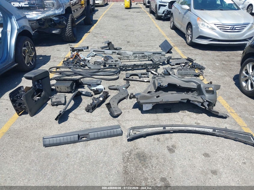 2025 Hyundai Ioniq 5 VIN 7YAKN4DA0SY033243 IAAI salvage auction — ALL OVER, Lien Papers (California), sold $25 on 2026-07-28 (photo 9)