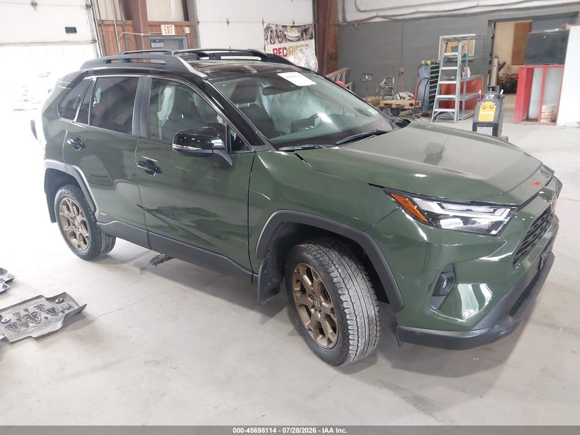 2025 Toyota Rav 4 VIN 2T3UWRFV3SW253092 — IAAI salvage auction photo