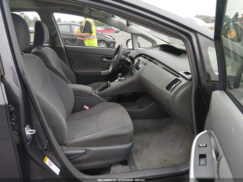 2010 Toyota Prius VIN JTDKN3DU3A0214605 IAAI salvage auction — NORMAL WEAR, Clear-Dealer Only (Oregon), sold $925 on 2026-07-30 (photo 5)