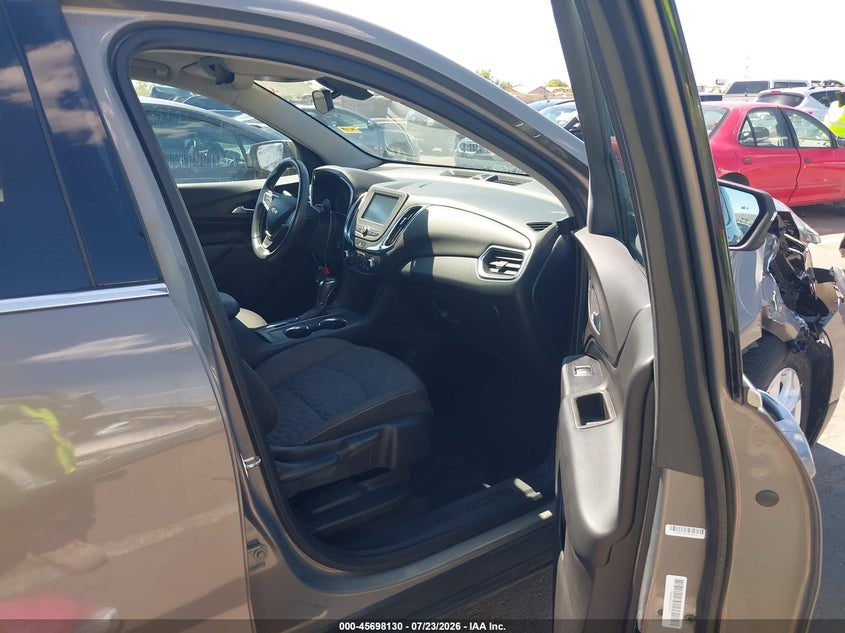 2018 Chevrolet Equinox VIN 3GNAXJEV1JS576675 IAAI salvage auction — RIGHT FRONT, Wait Title, sold $3,650 on 2026-08-03 (photo 5)