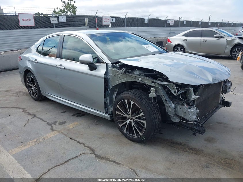 2018 Toyota Camry VIN JTNB11HK7J3035776 IAAI salvage auction — FRONT END, Salvage (California), sold $4,500 on 2026-07-29 (photo 1)