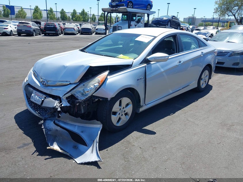 2011 Hyundai Sonata hybrid VIN KMHEC4A45BA000736 IAAI salvage auction — FRONT END, Salvage Certificate (California), sold $975 on 2026-07-31 (photo 2)