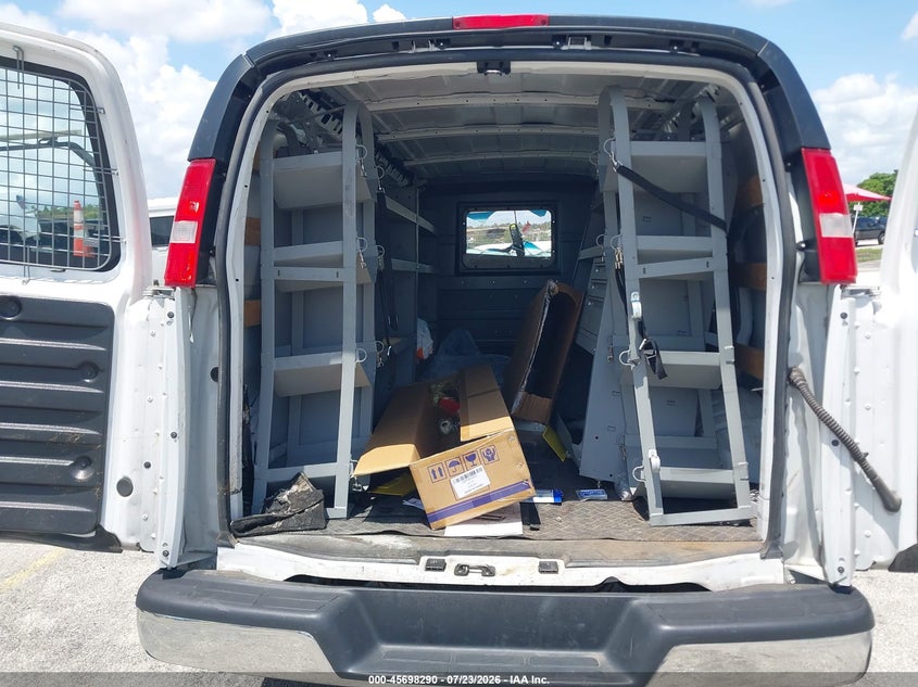 2022 Gmc Savana VIN 1GTW7AF75N1202303 IAAI salvage auction — ALL OVER, Clear (Texas), sold $2,500 on 2026-08-01 (photo 8)