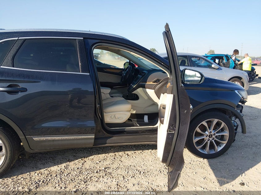 2015 Lincoln Mkc VIN 5LMCJ1A9XFUJ10755 IAAI salvage auction — FRONT END, Salvage Title, sold $1,150 on 2026-09-24 (photo 5)