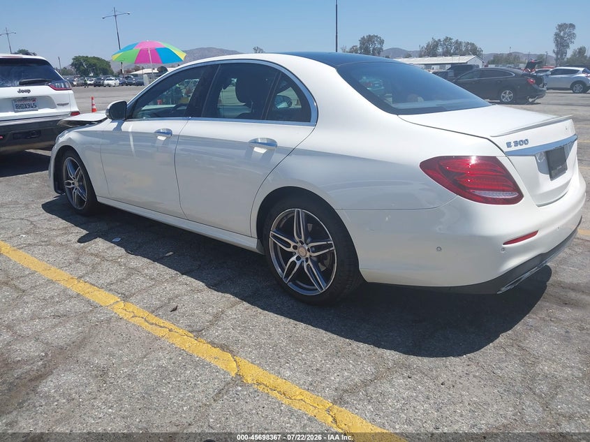 2017 Mercedes-benz E-klasse VIN WDDZF4JB9HA220536 IAAI salvage auction — FRONT END, Wait Title, sold $4,550 on 2026-08-03 (photo 3)