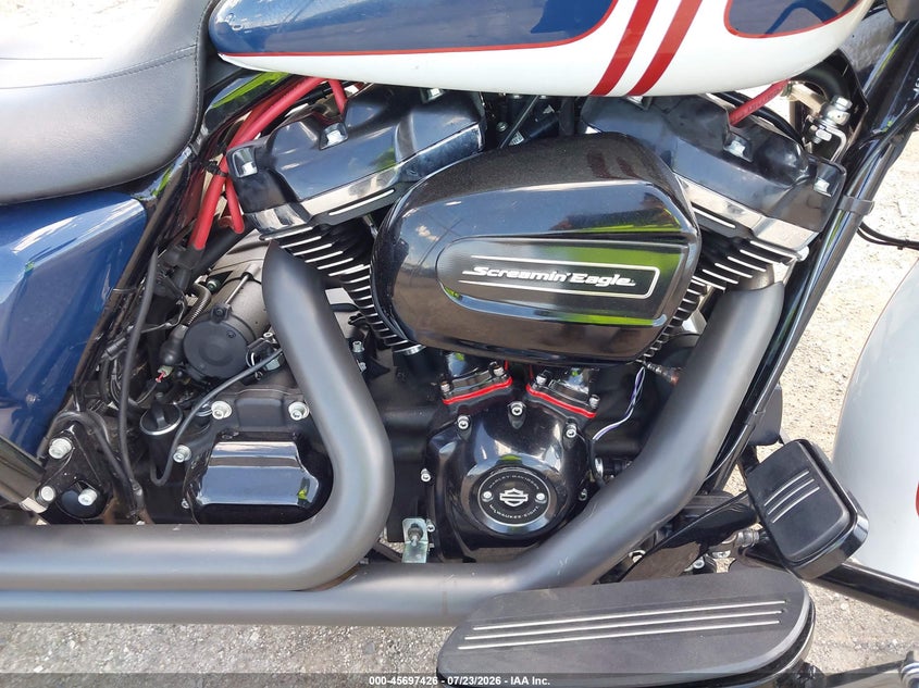 2020 Harley-davidson Road glide VIN 1HD1KTP10LB641025 IAAI salvage auction — RIGHT FRONT, Salvage Title, sold $9,850 on 2026-09-01 (photo 8)