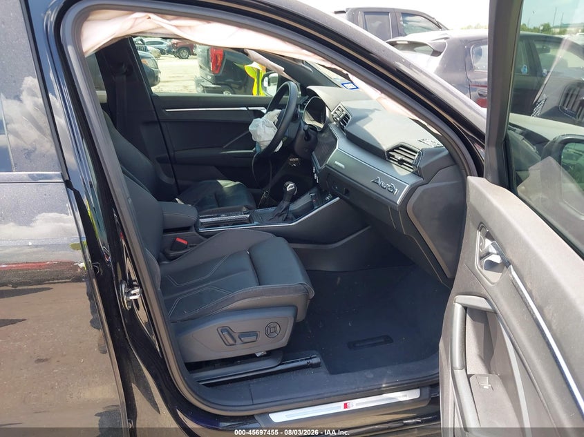 2021 Audi Q3 VIN WA1DECF38M1060026 IAAI salvage auction — FRONT END, Salvage Title, sold $9,775 on 2026-09-09 (photo 5)
