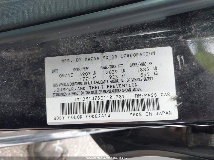 2014 Mazda 3 VIN JM1BM1U75E1121781 IAAI salvage auction — NORMAL WEAR, Clear (Minnesota), sold $500 on 2026-07-29 (photo 9)