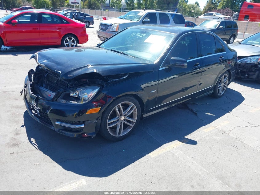 2012 Mercedes-benz C-klasse VIN WDDGF4HB8CA633182 IAAI salvage auction — FRONT END, Clear - Dealer Only (California), sold $300 on 2026-08-03 (photo 2)