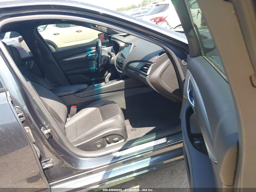 2022 Cadillac Ct5 VIN 1G6DN5RK5N0135926 IAAI salvage auction — MECHANICAL, Salvage Title, sold $10,700 on 2026-09-15 (photo 5)