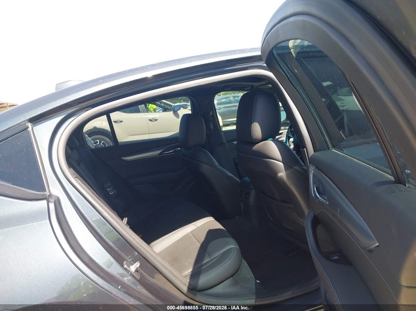 2022 Cadillac Ct5 VIN 1G6DN5RK5N0135926 IAAI salvage auction — MECHANICAL, Salvage Title, sold $10,700 on 2026-09-15 (photo 8)
