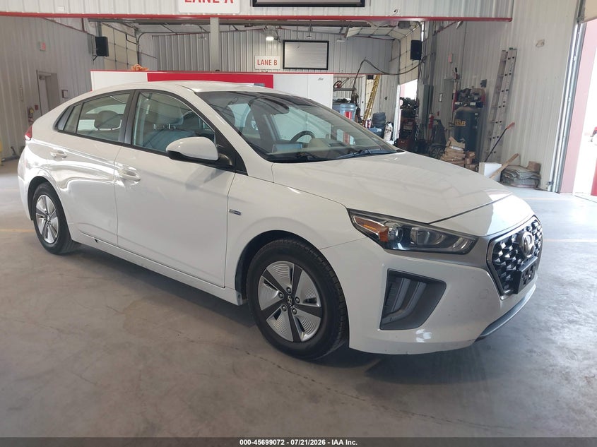 2020 Hyundai Ioniq hybrid VIN KMHC65LC2LU233501 IAAI salvage auction — NORMAL WEAR, Sf97 (Texas), sold $7,275 on 2026-09-01 (photo 1)
