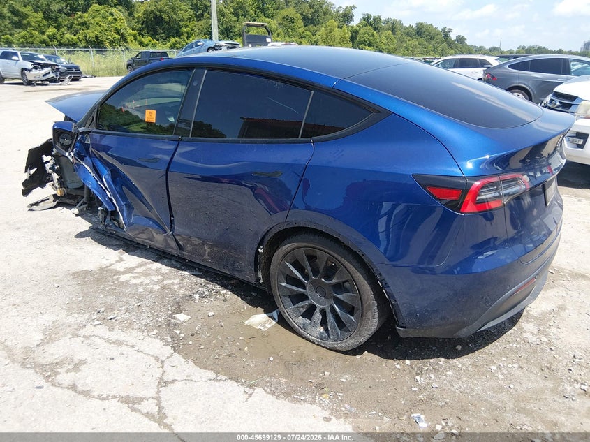 2021 Tesla Model y VIN 5YJYGDED7MF124291 IAAI salvage auction — FRONT END, Salvage Title, sold $4,800 on 2026-08-29 (photo 3)