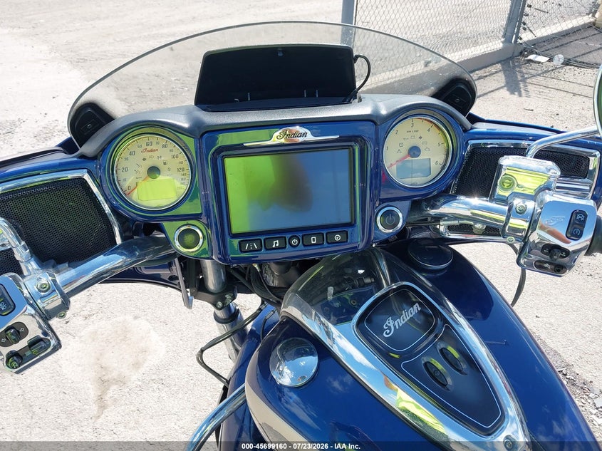 2019 Indian motorcycle co. Chieftain VIN 56KTFAAA9K3375244 IAAI salvage auction — FRONT END, Salvage (Illinois), sold $2,800 on 2026-09-16 (photo 7)