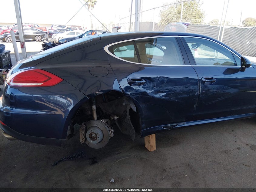 2015 Porsche Panamera VIN WP0AB2A73FL050274 IAAI salvage auction — SIDE, Salvage (California), sold $6,100 on 2026-08-10 (photo 6)