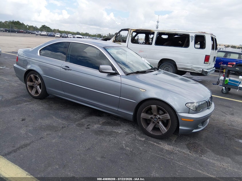 2004 BMW 3 series VIN WBABD33494JY97684 IAAI salvage auction — LEFT SIDE, Rebuildable (Florida), sold $400 on 2026-08-15 (photo 1)
