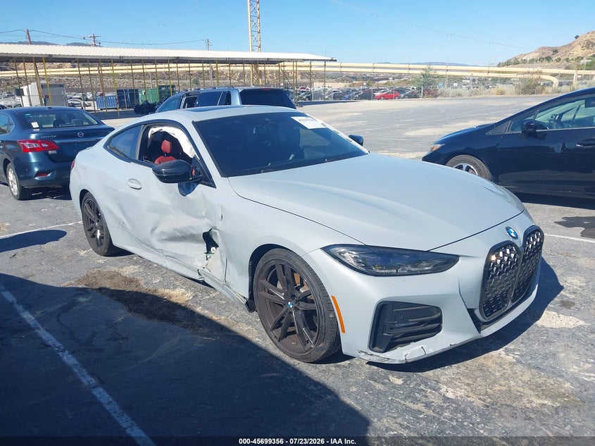 2022 BMW 4er VIN WBA53AP08NCJ66908 IAAI salvage auction — RIGHT SIDE, Salvage (California), sold $12,500 on 2026-08-10 (photo 1)