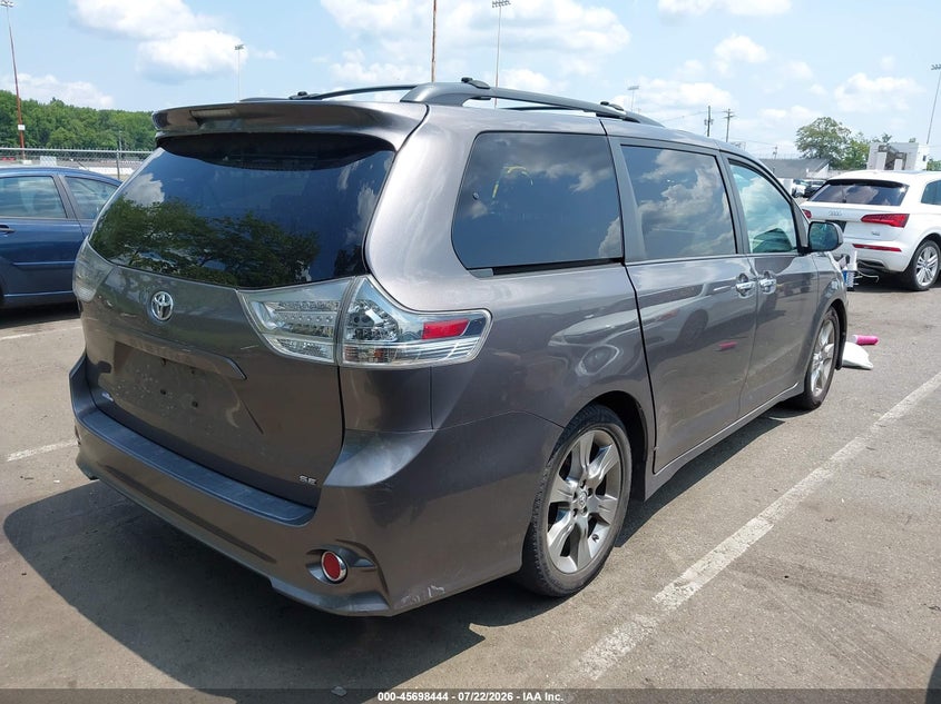 2013 Toyota Sienna VIN 5TDXK3DC9DS353788 IAAI salvage auction — NORMAL WEAR, Clear (New Jersey), sold $2,050 on 2026-07-27 (photo 4)