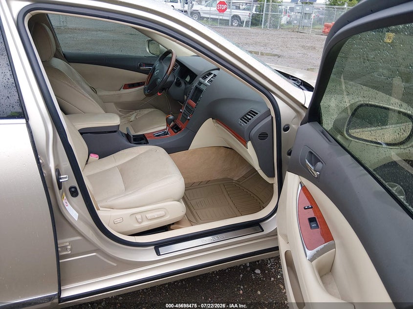 2011 Lexus Es 350 VIN JTHBK1EG4B2419246 IAAI salvage auction — WATER/FLOOD, Clear (Virginia), sold $1,200 on 2026-07-31 (photo 5)